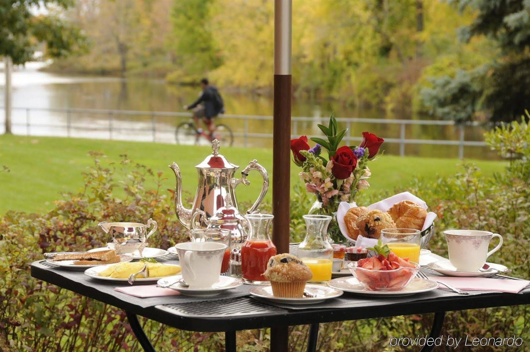 The Clarkson Inn Потсдам Экстерьер фото